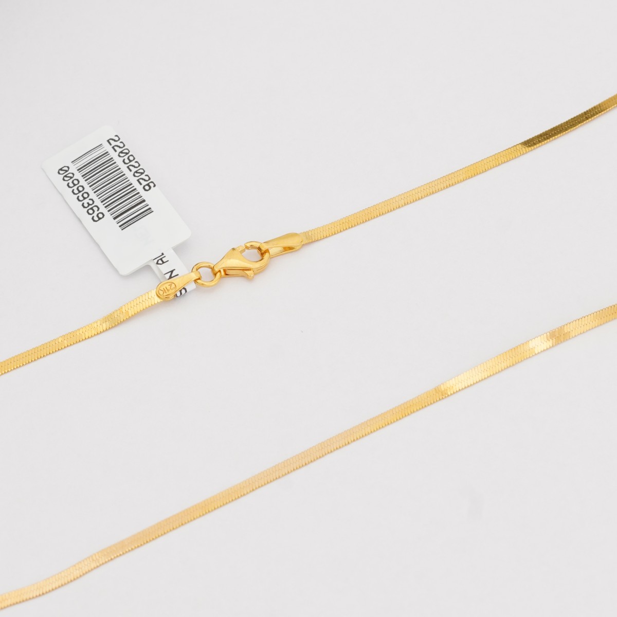 NK2350 عقد فلات لوكا 