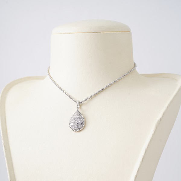 NK951 عقد ماريا (ابيض "فضّي")