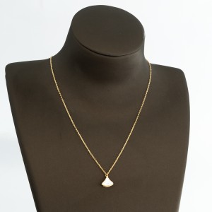 NK2109 عقد كاشيك (غريس)