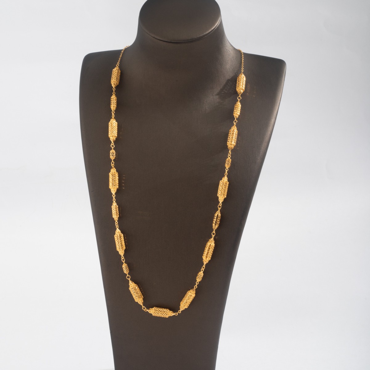 LN207 سبحة قبة عالي 