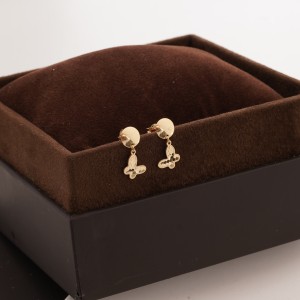 ST299 طقم قولدفان (فراشه)