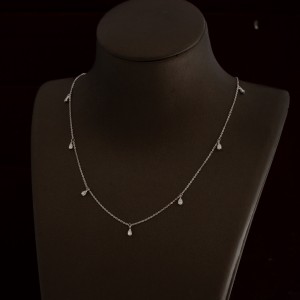 DNK145 هوب (عقد الماس)