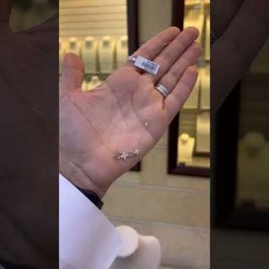 NK2221 عقد جيرلي كوين (الفراشة)